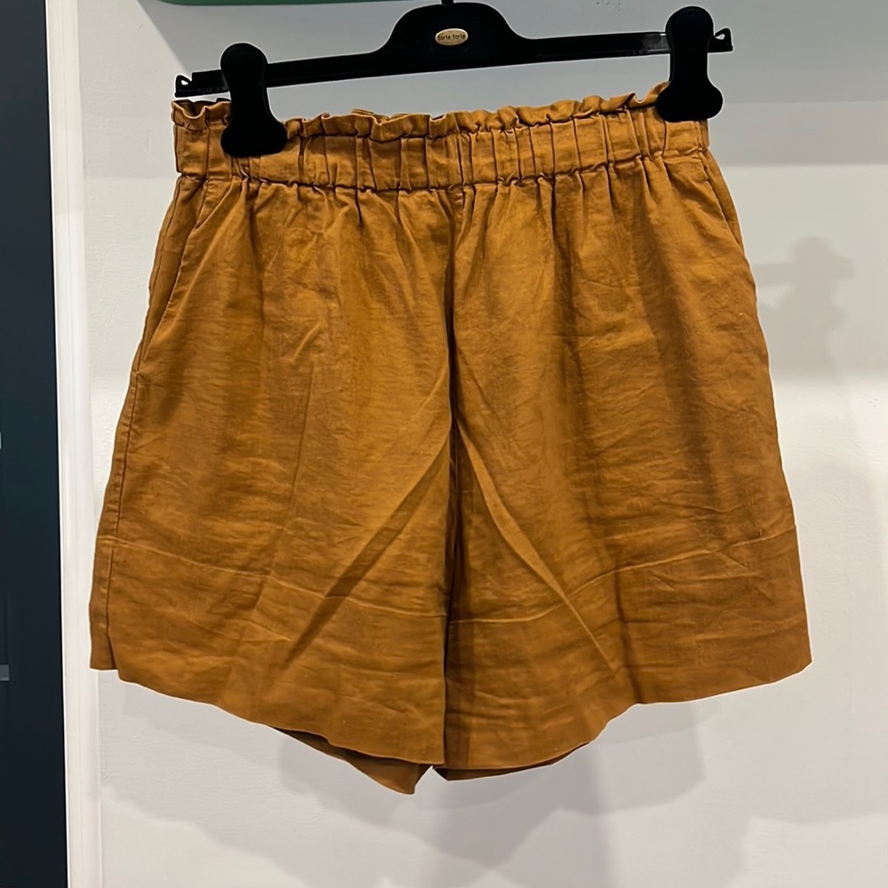 THIS IS ADAY SHORTS M